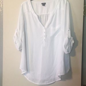 Torrid white top size 2x